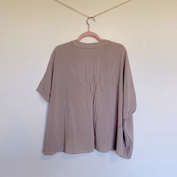 Sunday Best Blouse - Picture 3 of 3